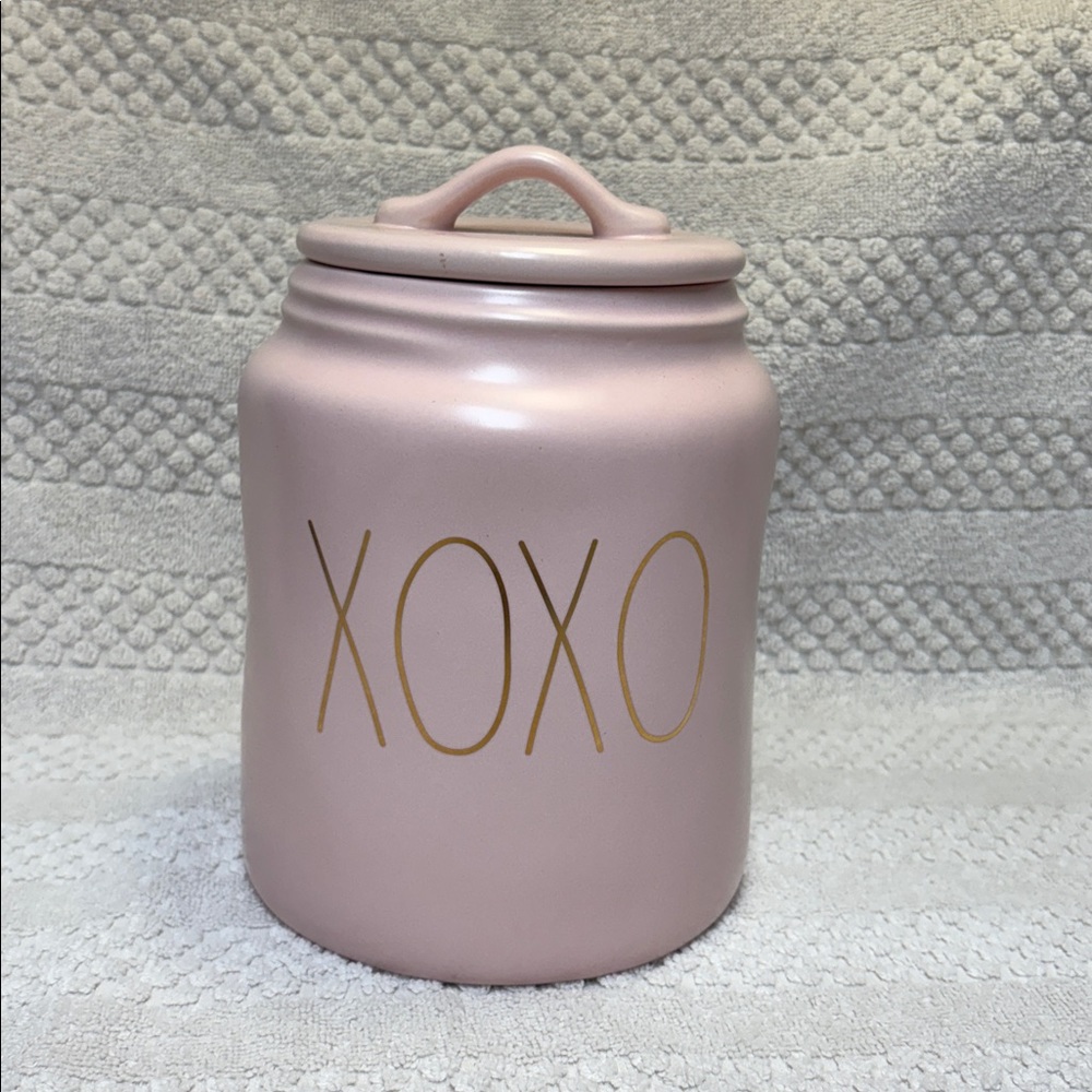 Rae Dunn XOXO Canister
